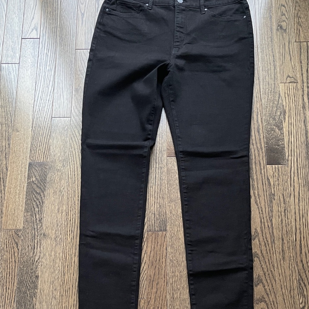 a.n.a Women's Classic Black Skinny Jeans